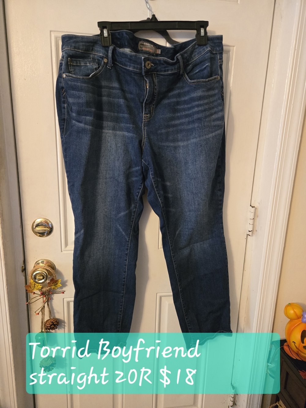 torrid Relaxed Boyfriend Jeans in Medium Blue Wash